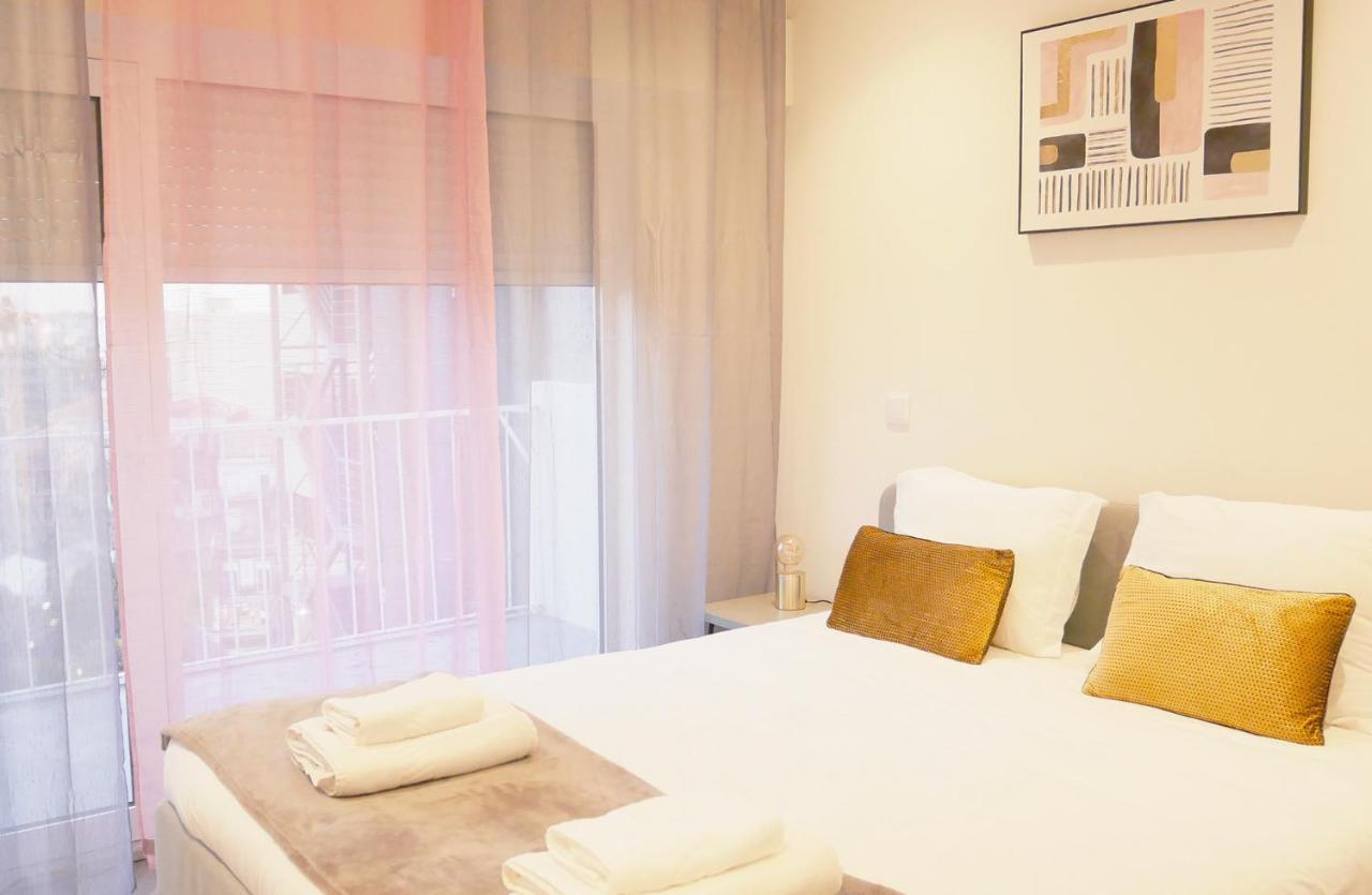 Opo Bolhao Flats By Destiny Houses Porto Bagian luar foto