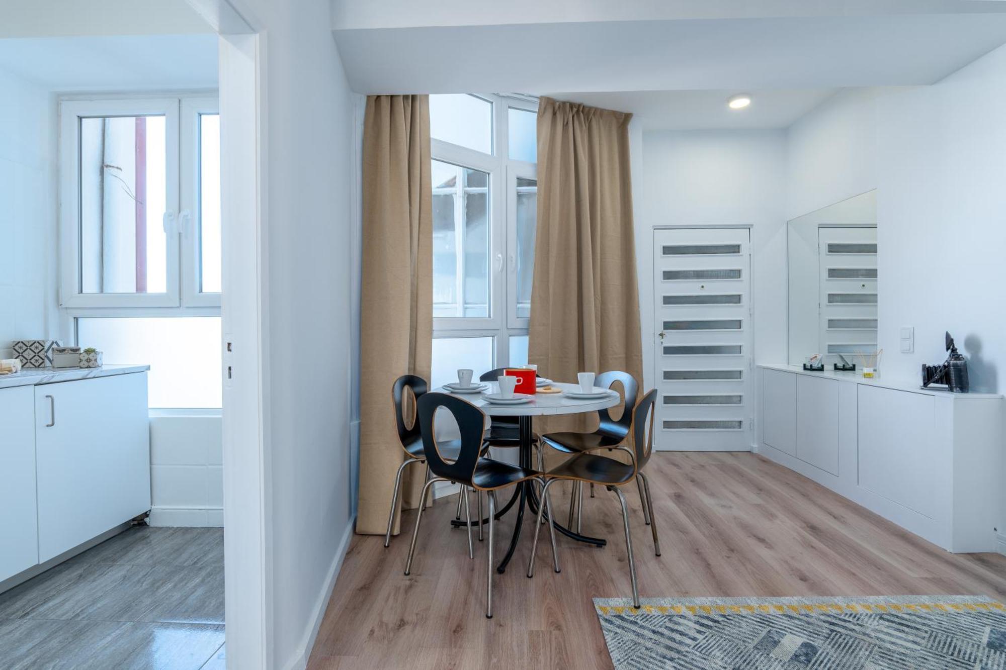 Opo Bolhao Flats By Destiny Houses Porto Bagian luar foto